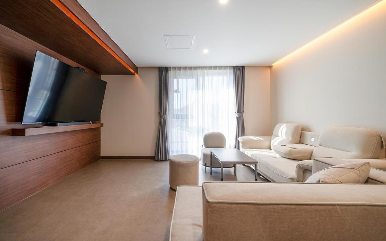 Hound Hotel Gijang Osiria Pusan Exteriér fotografie
